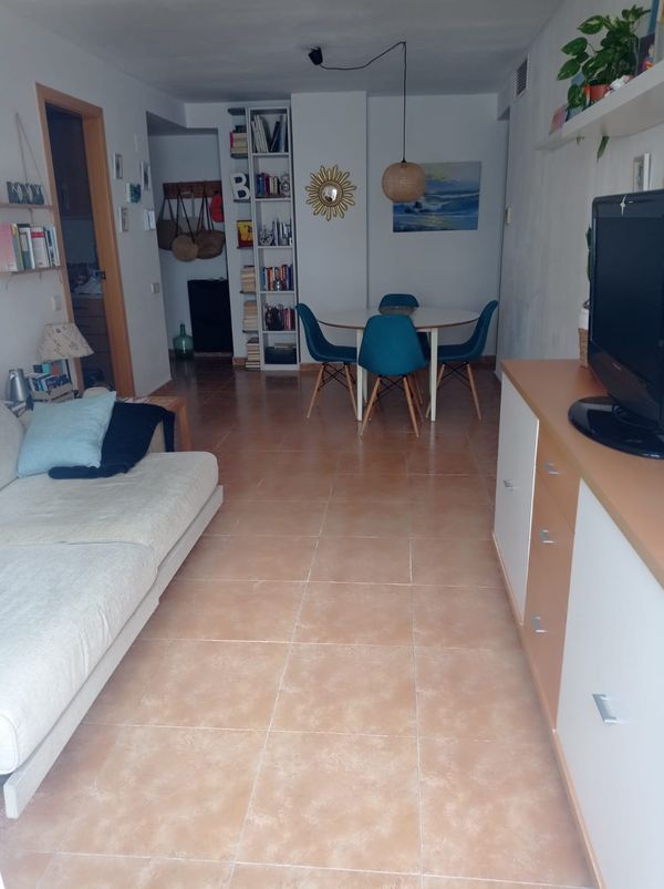 Bright and cozy apartment in Canet de Mar