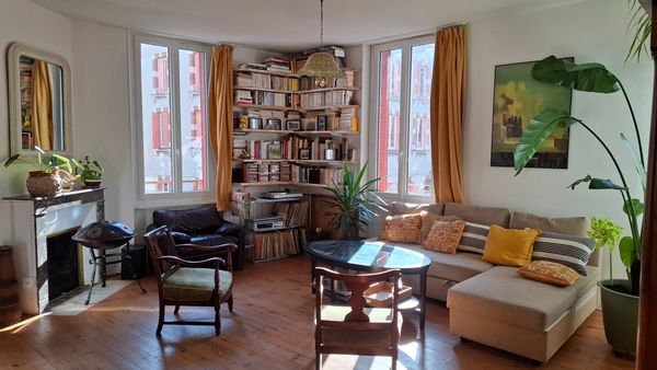 Appartement lumineux proche du centre ville de Clermont Ferrand avec cachet