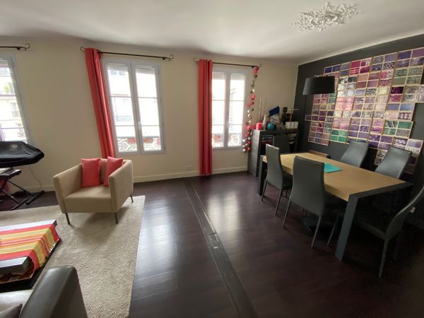 Appartement 2 pièces lumineux et cosy à proximité de la rue des Martyrs