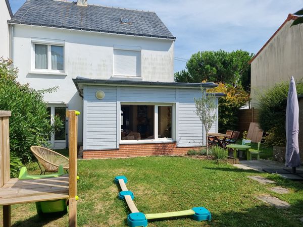 Home in Saint-Sébastien-Sur-Loire