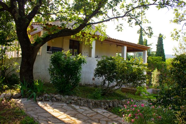 Benoit & Gladys's house