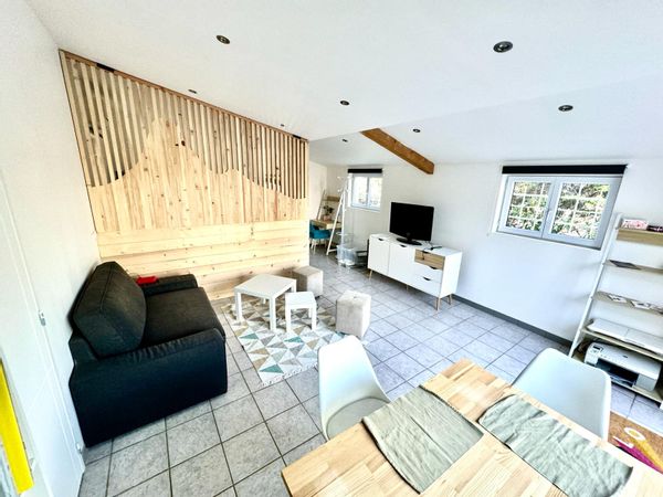 Benoit & Gladys's house