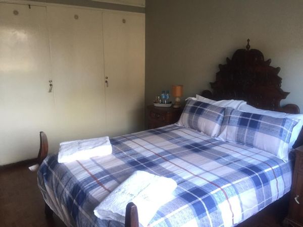 Candida's private room