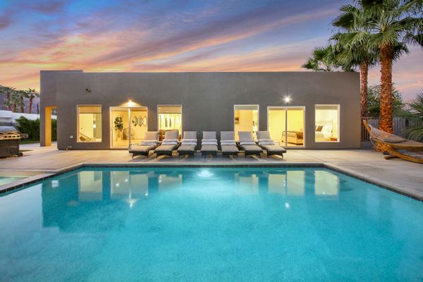 Palm Springs/La Quinta, Ca, 4 bedroom, 4.5 bath w/ pool & spa! Enjoy golf, tennis, music & SUN!