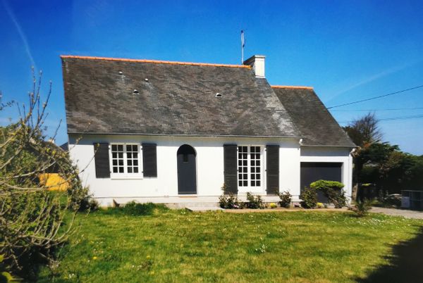 Home in Trédrez-Locquémeau