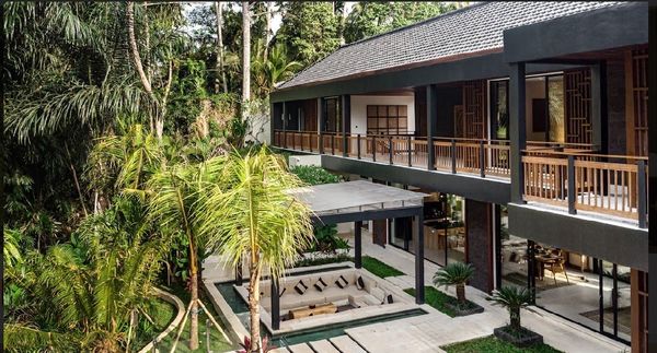 Valerie's house
