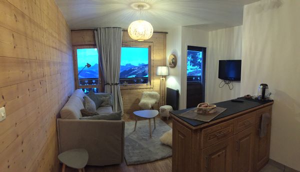 LAURENT's house
