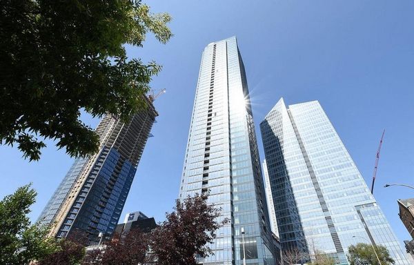 Julie and Robertina kuća