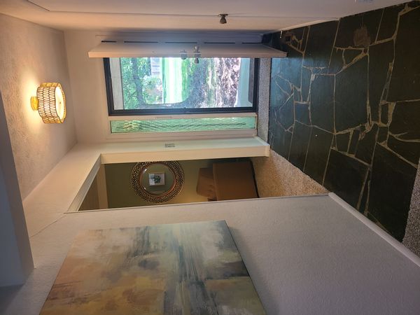 Comfortable Home in Convenient Location--close to shopping and Lake Springfield