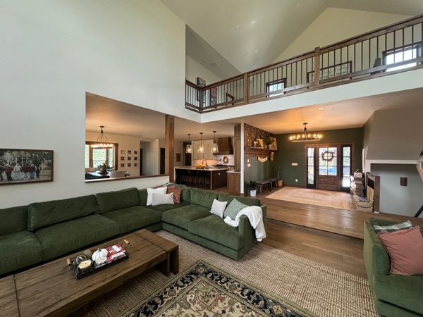 Spacious Mountain Retreat