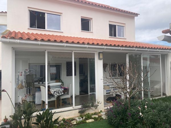 Family house in coastal village, Ericeira