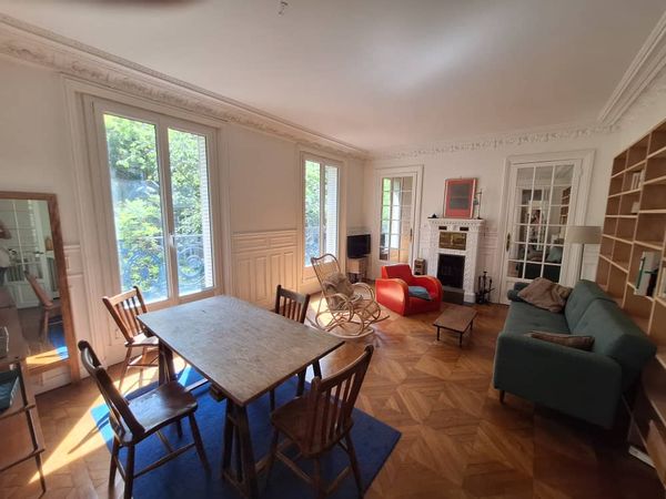 Jara et Florians hus
