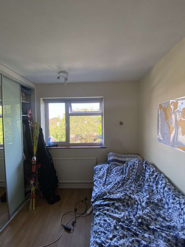Daniel's private room