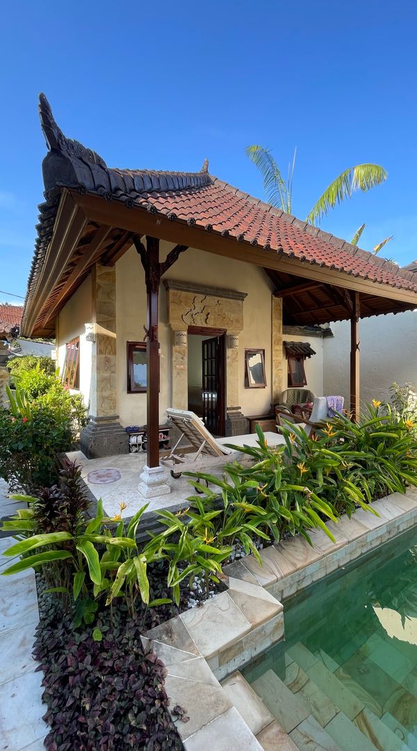 Villa Kira