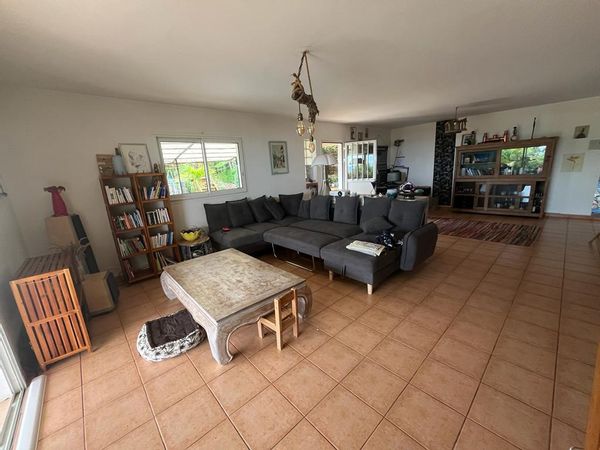 La Maison des MANIRONS