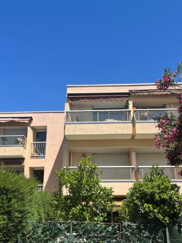Martine's house