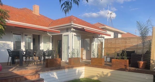 Central Mount Maunganui Beach House