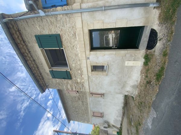 Tarn, Maison de village à la campagne