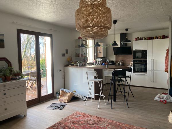 Caroline's house