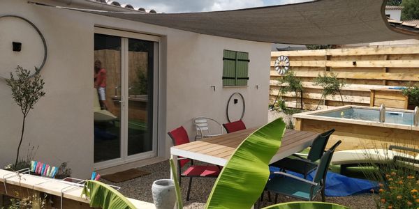 Frédéric et Delphines hus