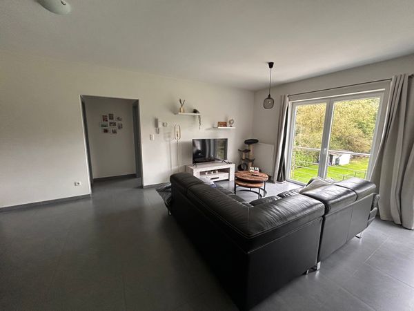 Samantha's house