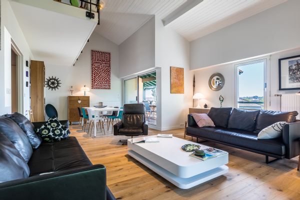 Christelle & Patrice's home by the sea. Surf, Golf or hiking lovers or just to chill out.