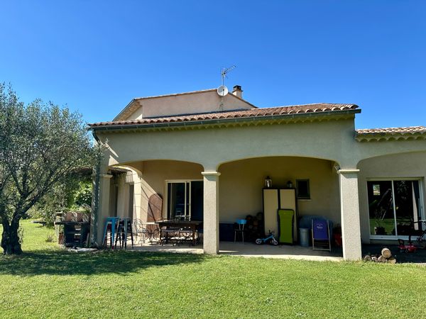 Jennifer's house