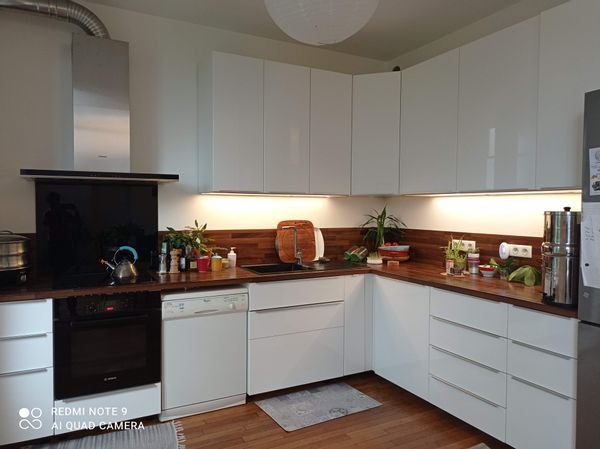 Chambre avec bureau dans grande maison de charme et calme