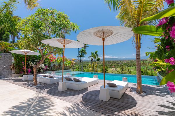 Private Poolvilla in the ricefields, beautiful sunset and mt. Agung View
