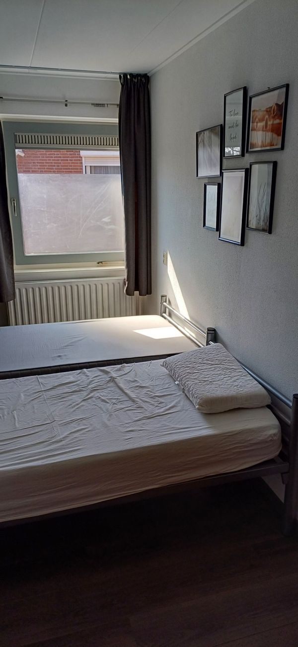 Linda's private room