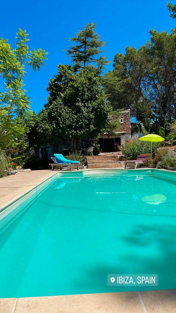 Nice villa in ibiza , with big land , very good comunicated with beach and center ibiza and town