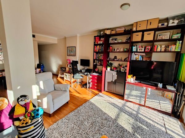 Spacious and modern flat at the heart of Barcelona