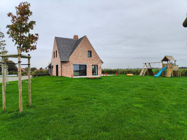 Jan, Emma en kids's house