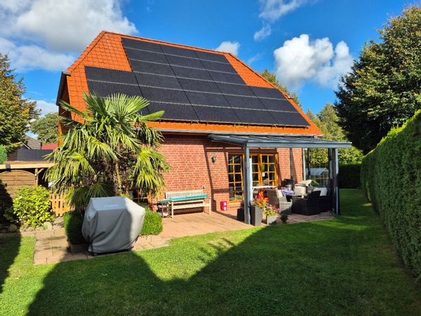 Idyllic family home near exciting Hamburg