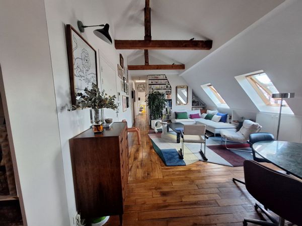 Comme une maison perchée avec vue sur Paris, à deux pas du Louvre