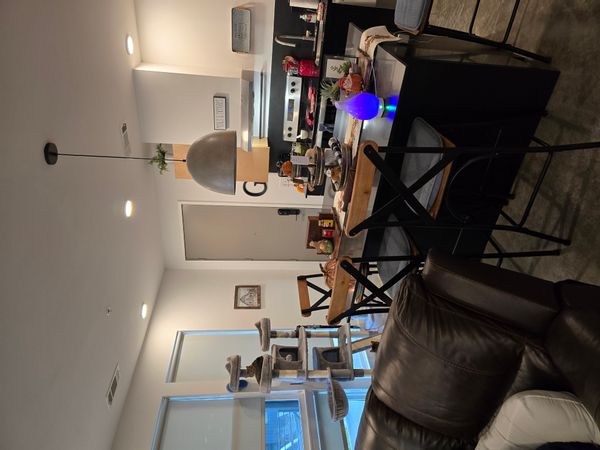 Lynn's house