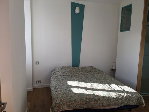 Chambre indépendante et rénovée au Chabas