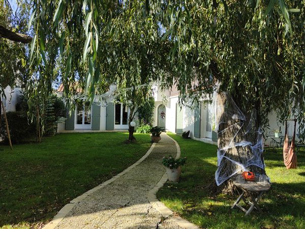 Marie José's house