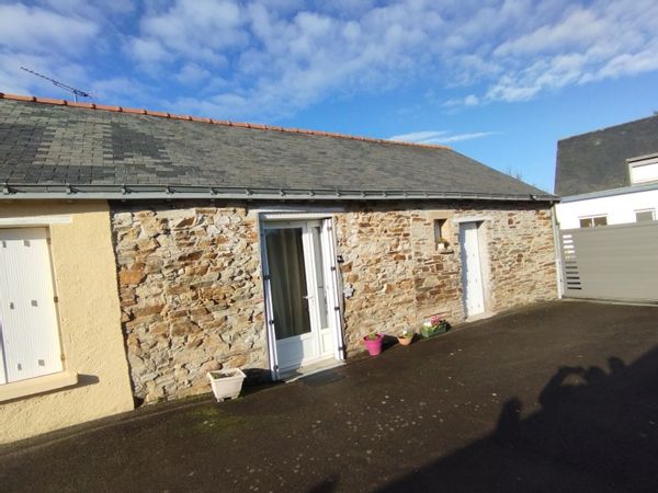 La maison de Malika et son fils Rémi