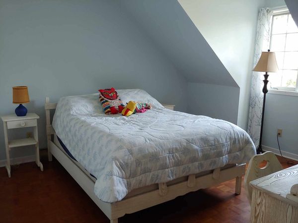 Prunelle's house
