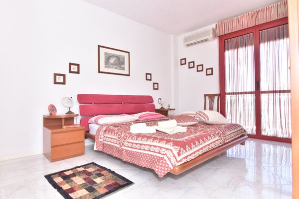 Carlo's house