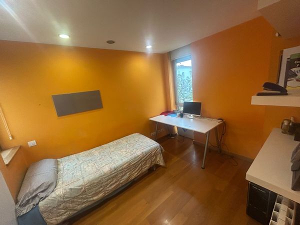 Private room in big house next to Barcelona