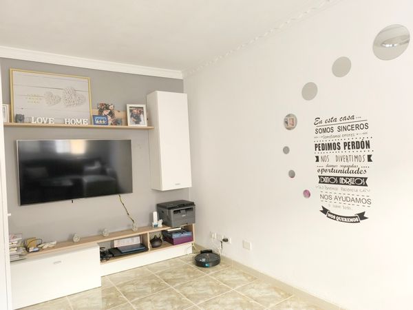 Alexandra's house