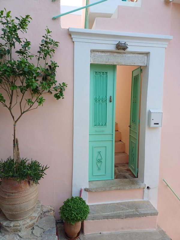 Characterful 2 bedroom home on Symi island, Greece