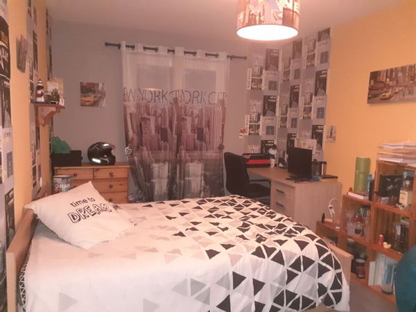 la chambre privée de Stéphanie