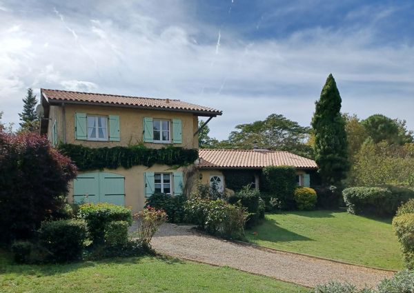 Casa en Saint-Pierre-De-Mons