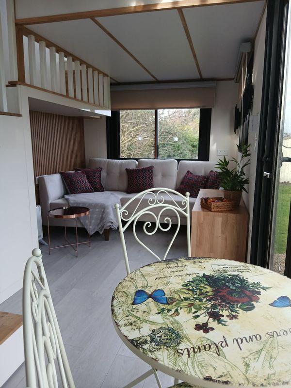 Unique Tiny House Lodge in the Irish countryside near Lough Corrib