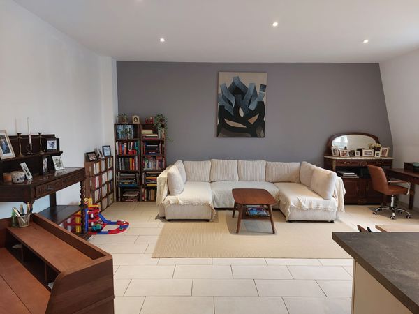 Casa di JULIEN HAZEL & ERNEST