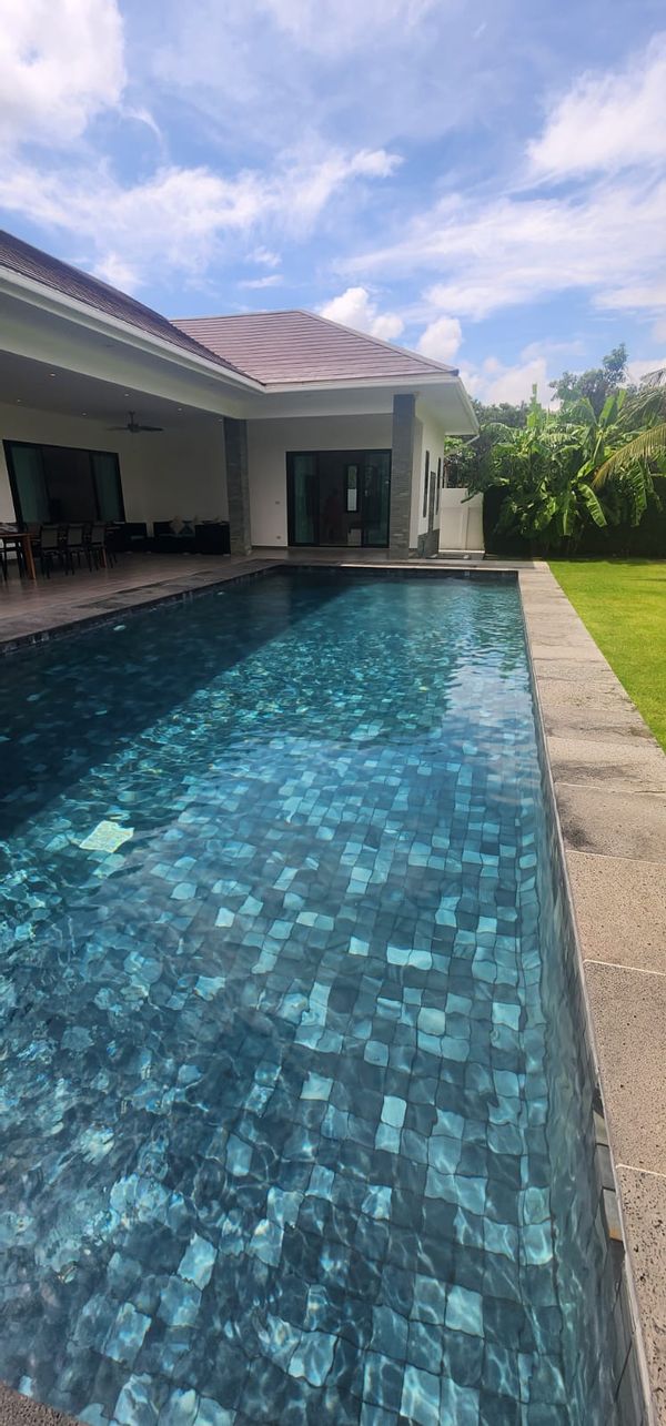 Pineapple Villa