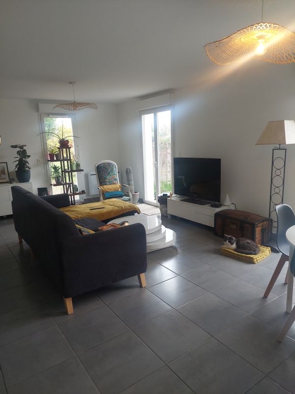 Maison conviviale avec jardin proche de Lyon et du Beaujolais